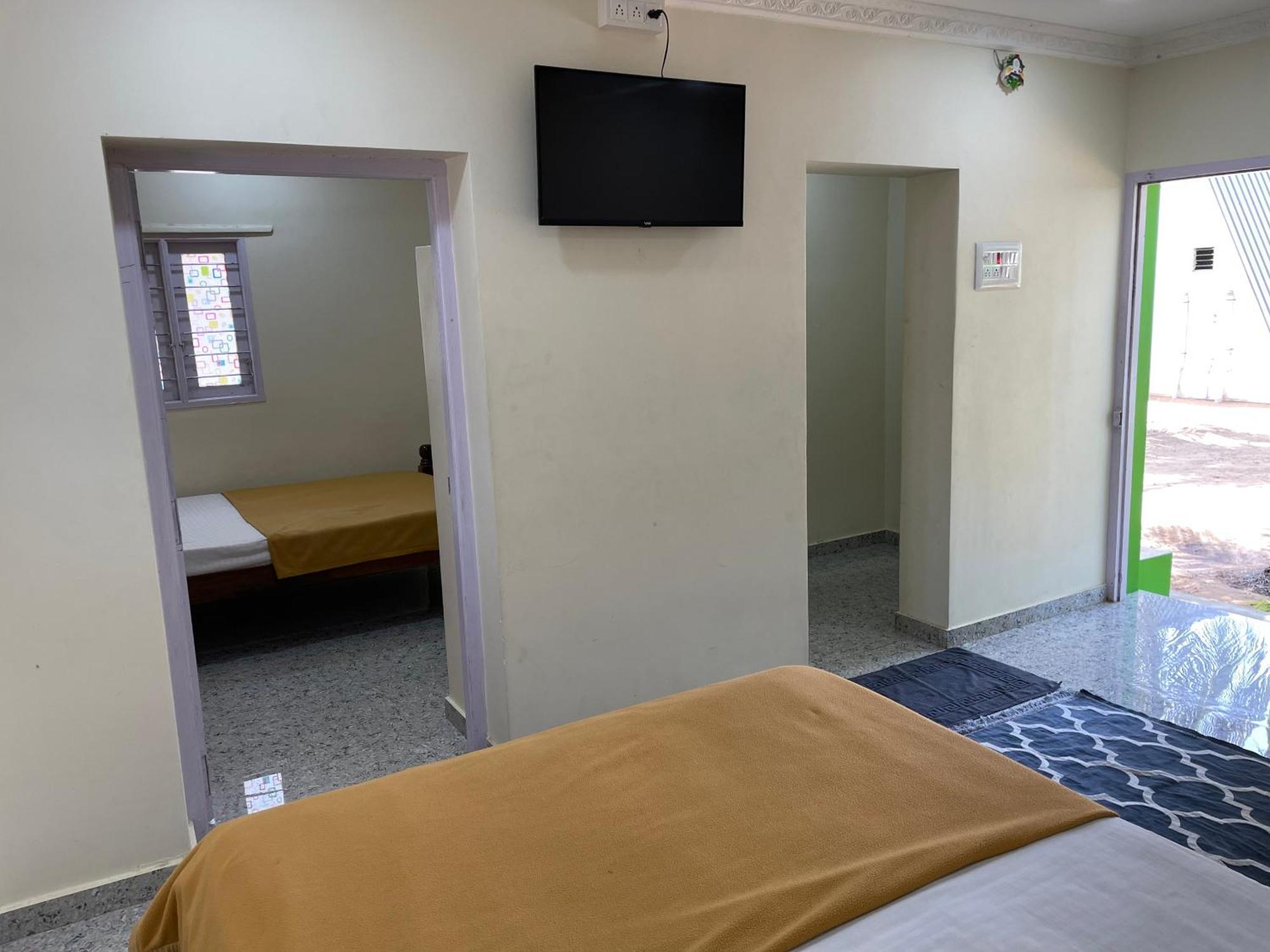 Greenleaf Resorts And Restaurant Rameswaram Bagian luar foto