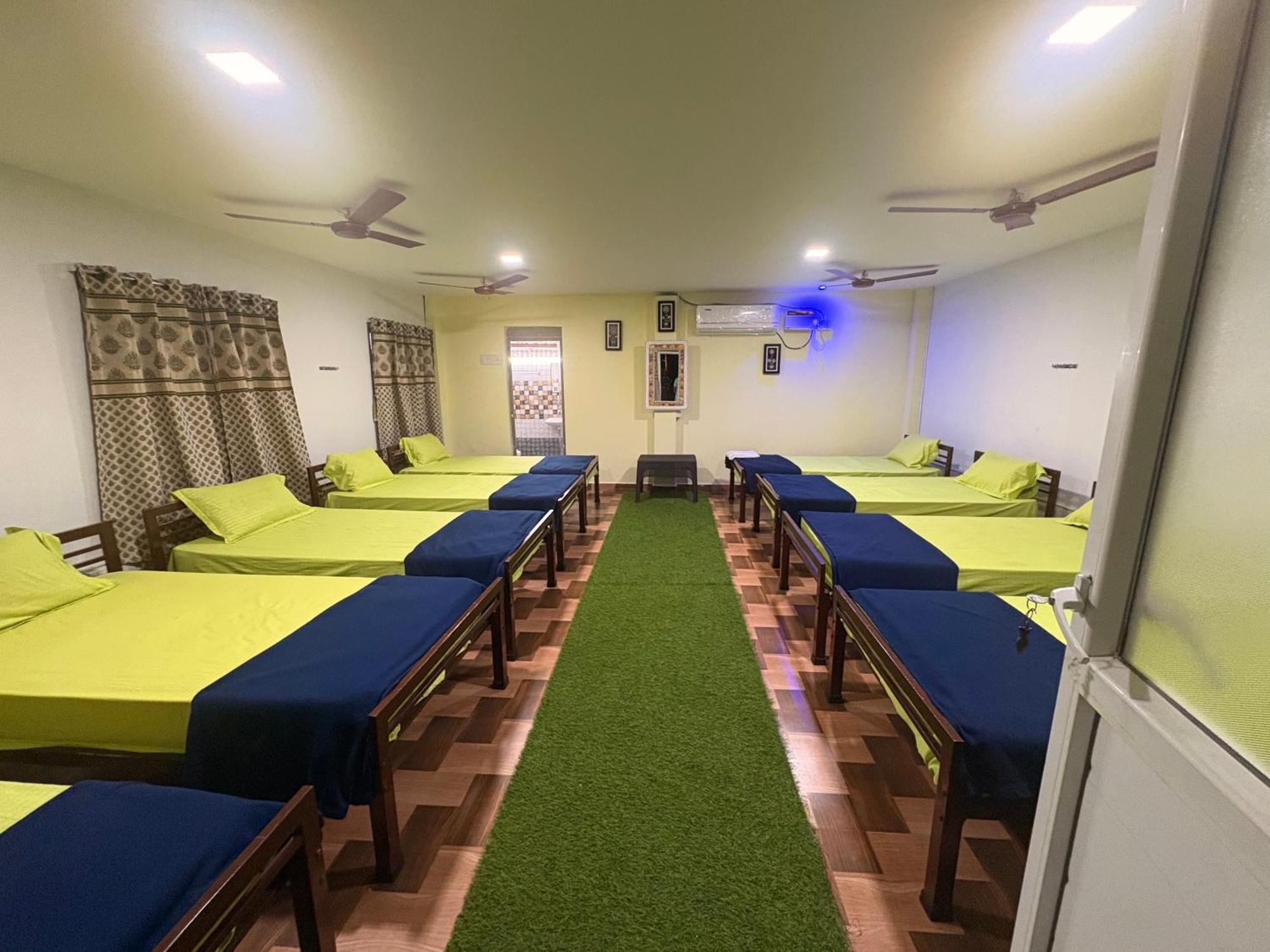 Greenleaf Resorts And Restaurant Rameswaram Bagian luar foto